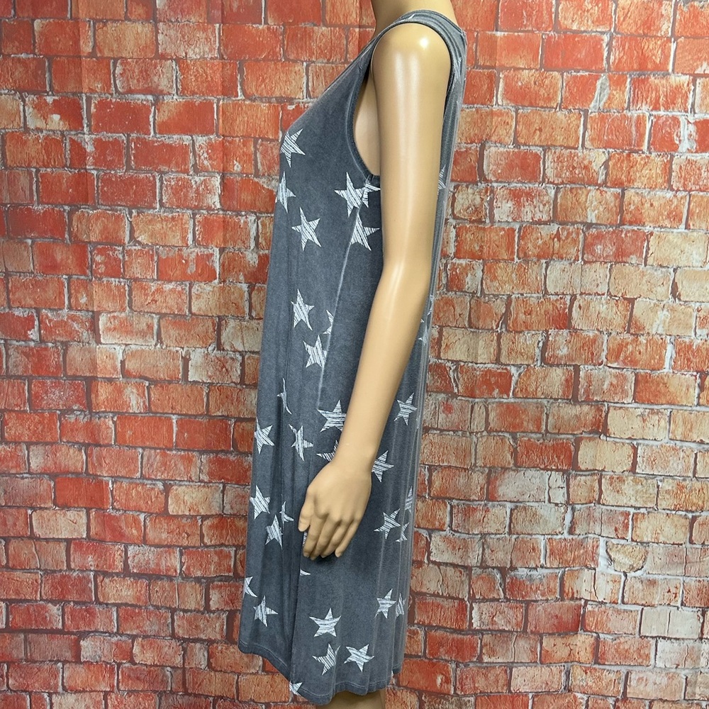 Cable & Gauge Star Print Tee Shirt Dress - Picture 2 of 9